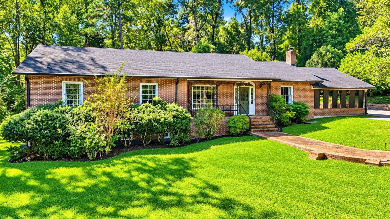 208 E Carolina Avenue Photo 4
