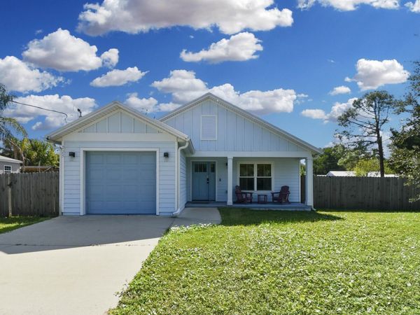 225 Jackson Blvd, St Augustine, FL 32095