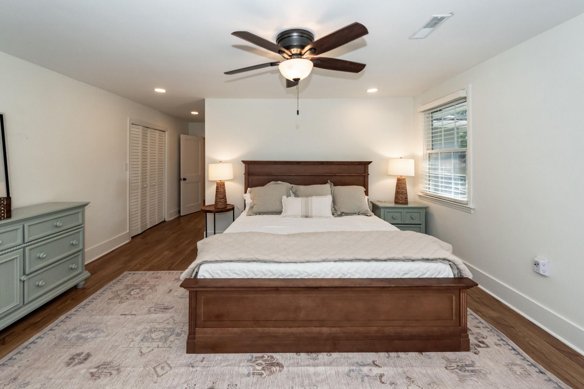818 Jordan Street Photo 33