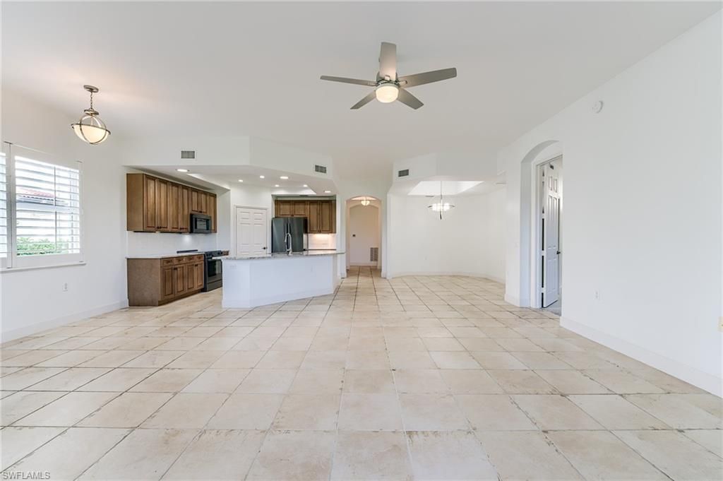 9244 Aviano Dr , Unit 102, Fort Myers, FL 33913 Photo