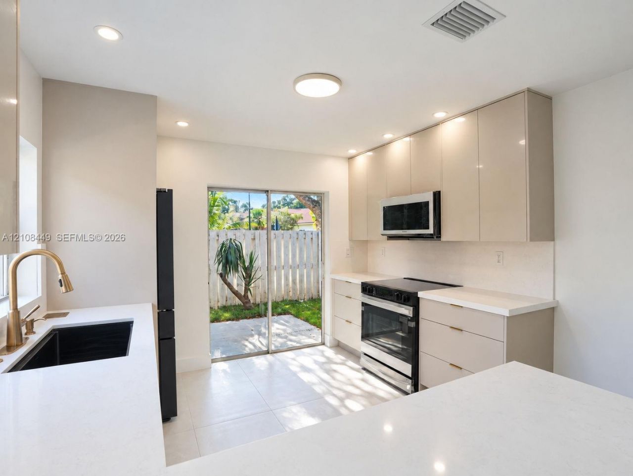 12703 NW 15th St, Sunrise, FL 33323 Photo