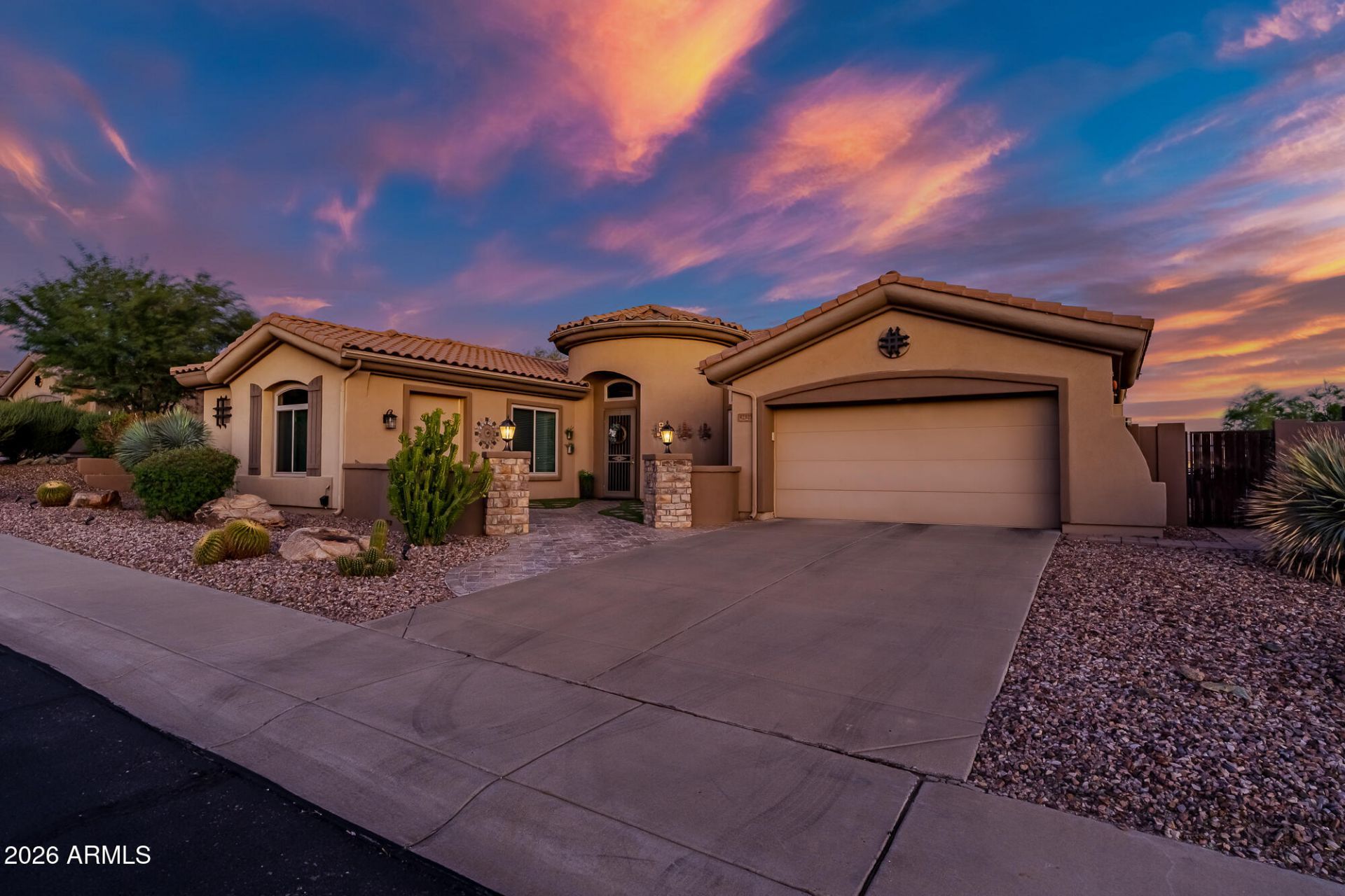 42323 N CROSSWATER Way, Anthem, AZ 85086