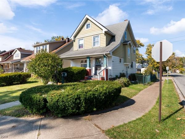13513 Maplerow Avenue , Garfield Heights, OH 44105