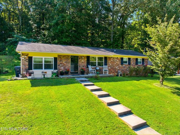 5116 Spring Valley Drive, Knoxville, TN 37917