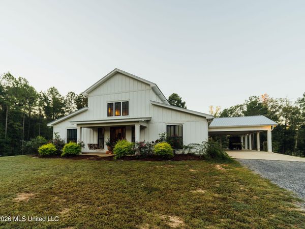138 Wildflower Lane, Meridian, MS 39301