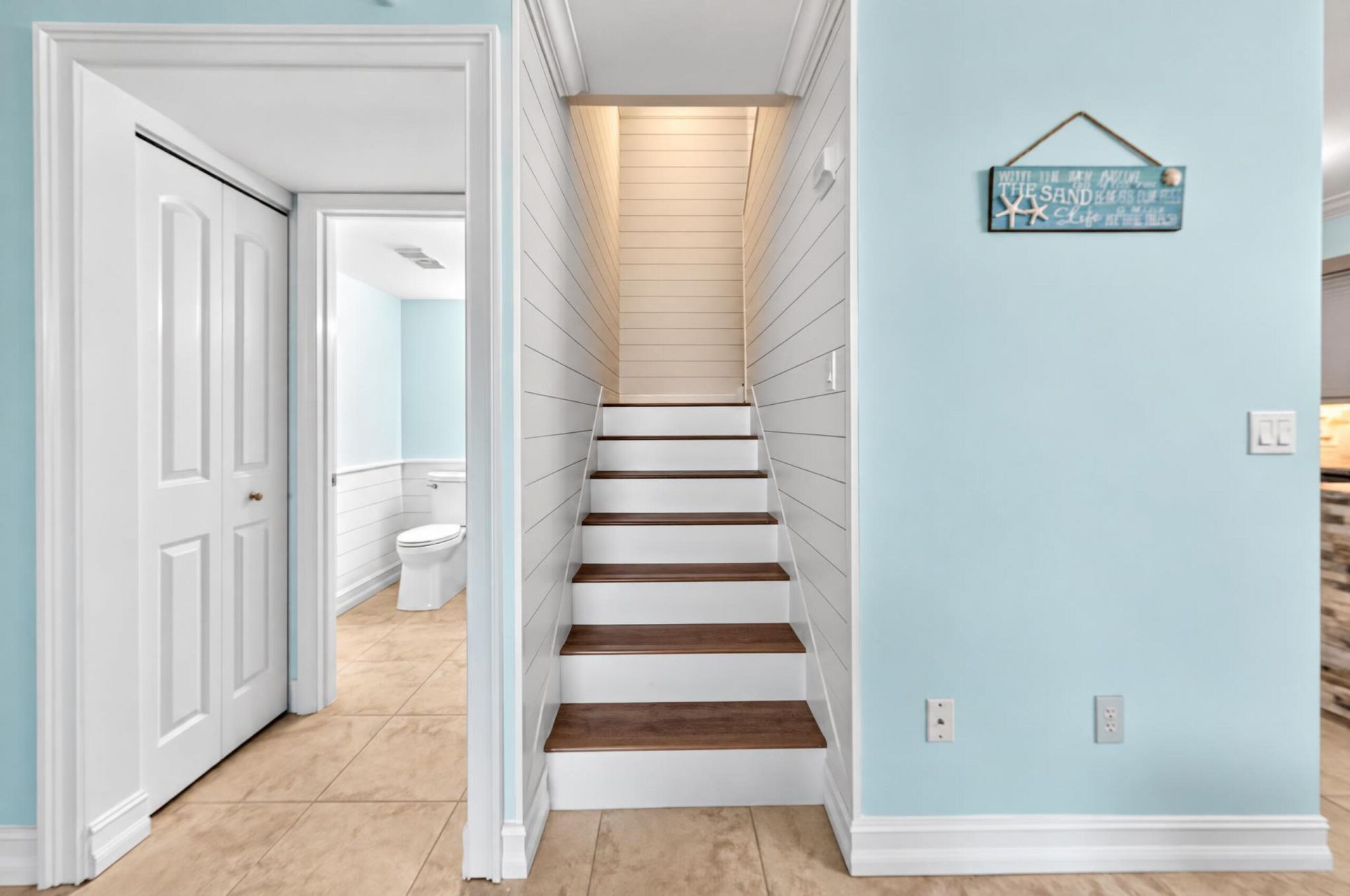 131 Yacht Club Way, Unit 109, Hypoluxo, FL 33462 Photo