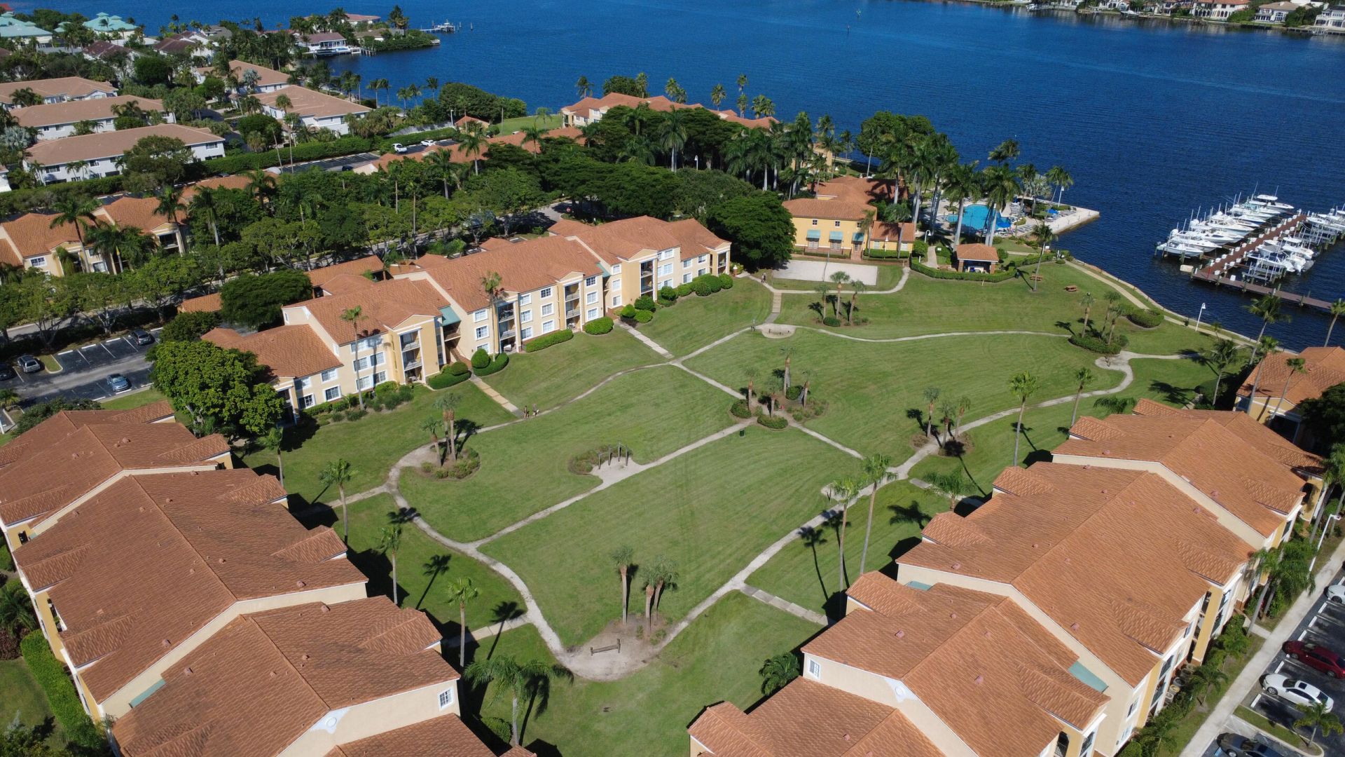 131 Yacht Club Way, Unit 109, Hypoluxo, FL 33462 Photo