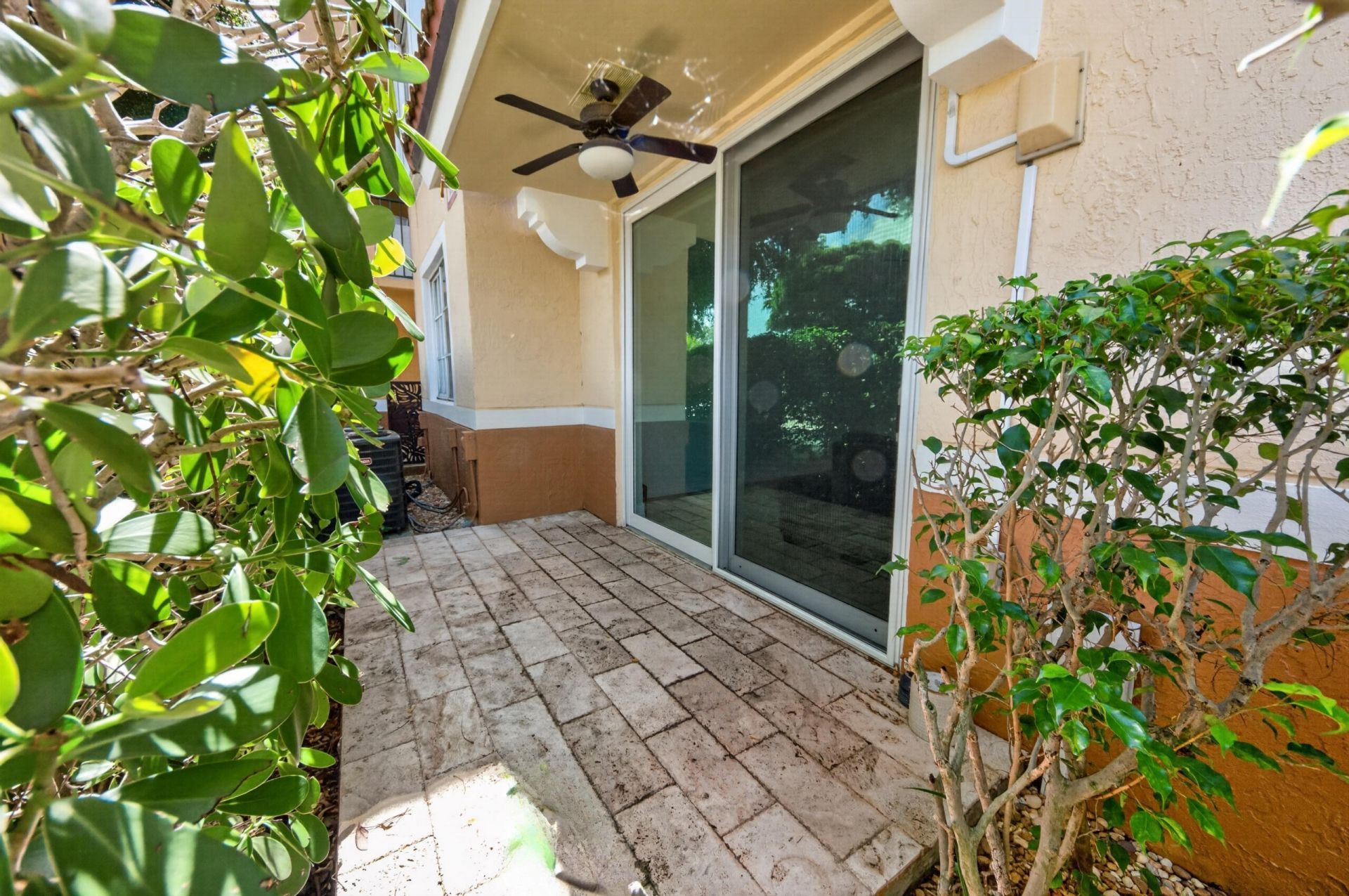131 Yacht Club Way, Unit 109, Hypoluxo, FL 33462 Photo