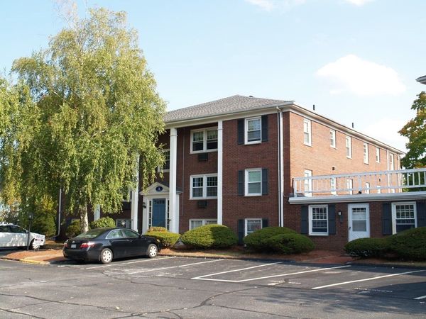 17 Sinai Circle, Unit 12, Chelmsford, MA 01824