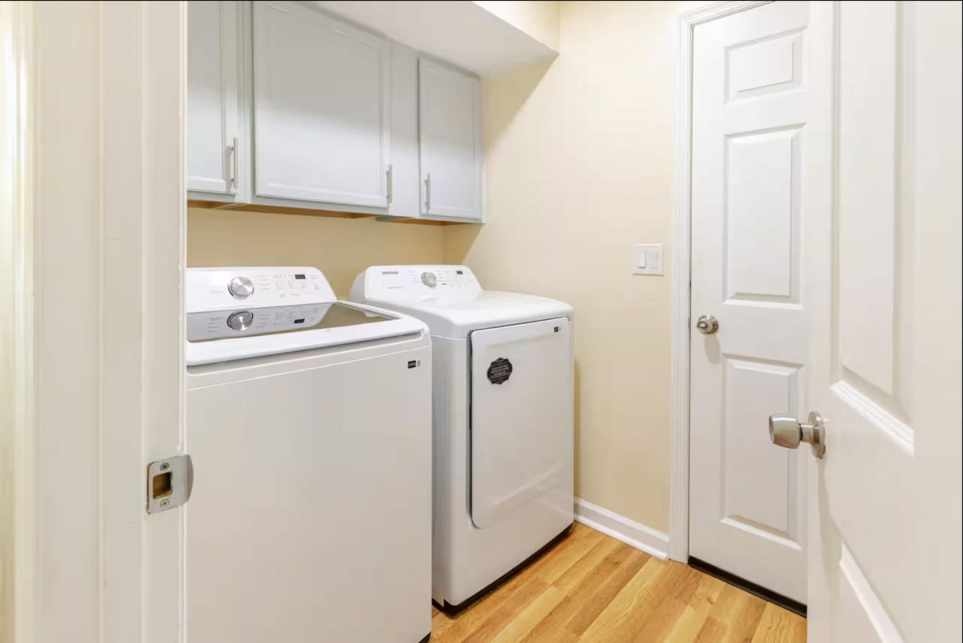 2117 Chancellory Lane Photo 10