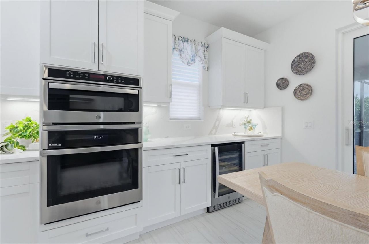 1104 Waterline Court, Sarasota, FL 34240 Photo