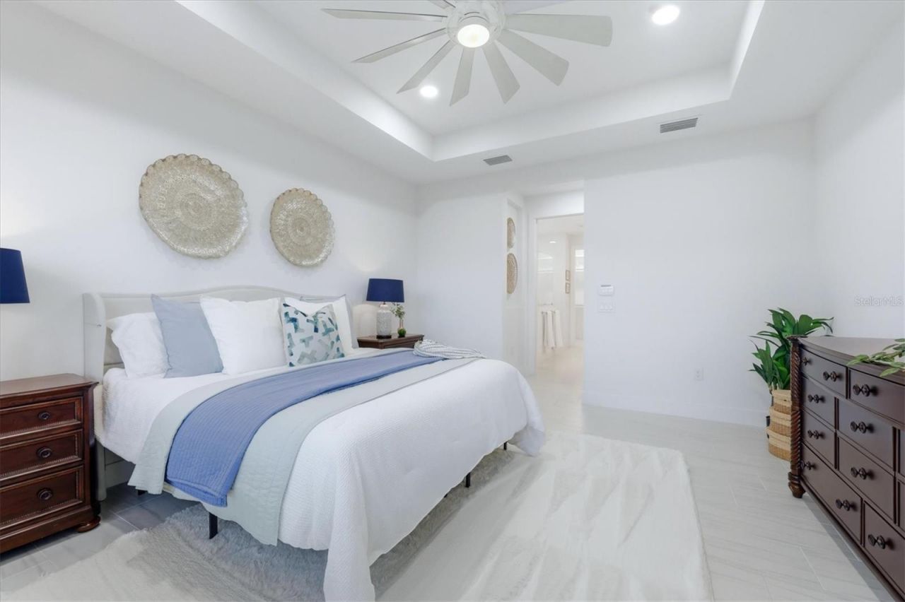1104 Waterline Court, Sarasota, FL 34240 Photo