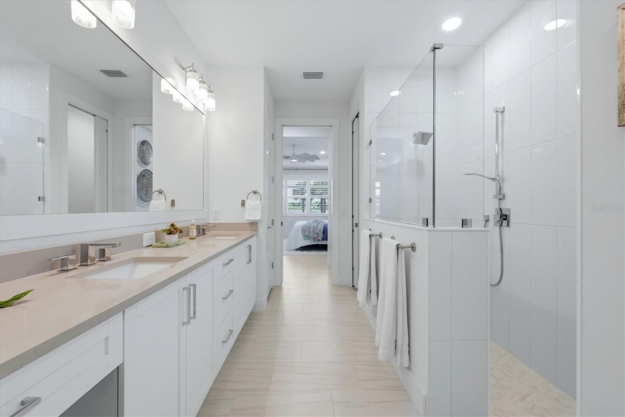 1104 Waterline Court, Sarasota, FL 34240 Photo
