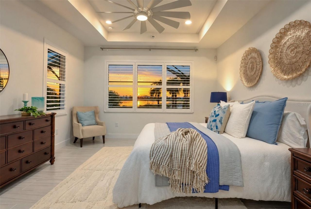 1104 Waterline Court, Sarasota, FL 34240 Photo