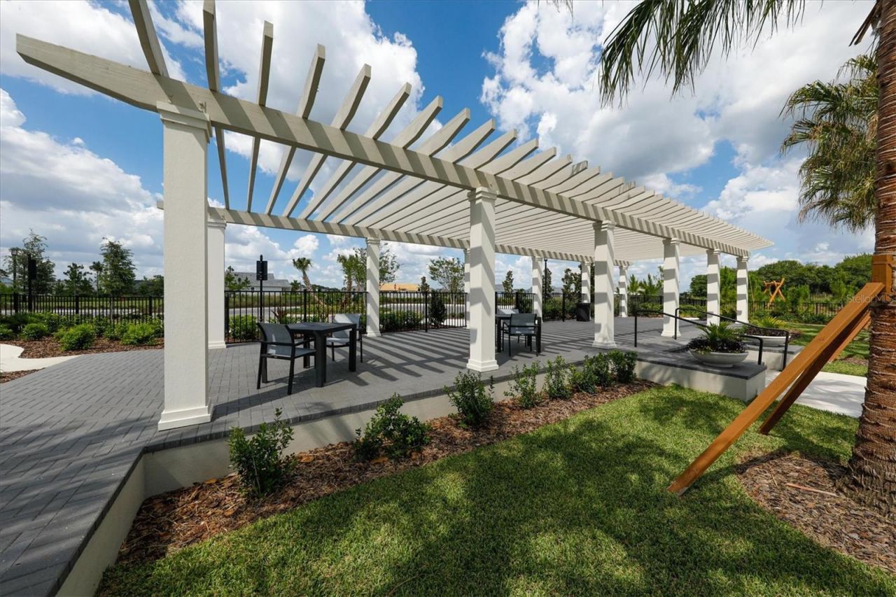 1104 Waterline Court, Sarasota, FL 34240 Photo