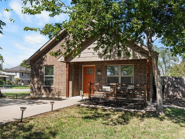 1031 W Gandy Street , Denison, TX 75020