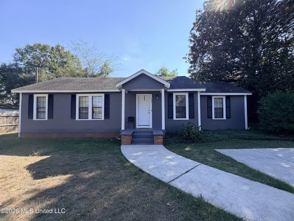 121 W 4th Avenue, Petal, MS 39465