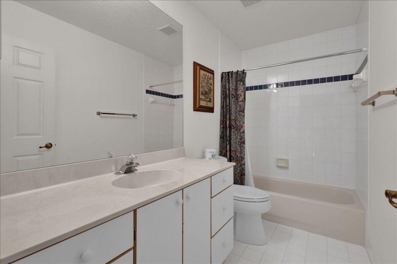 7119 SE Twin Oaks Circle, Stuart, FL 34997 Photo