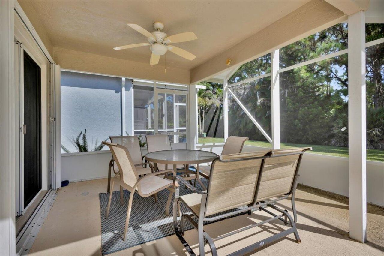 7119 SE Twin Oaks Circle, Stuart, FL 34997 Photo