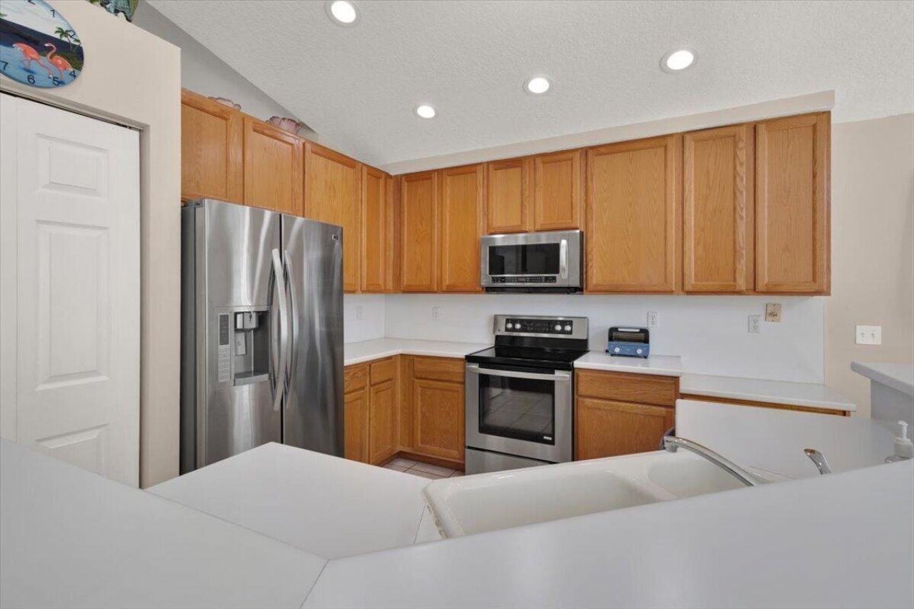 7119 SE Twin Oaks Circle, Stuart, FL 34997 Photo