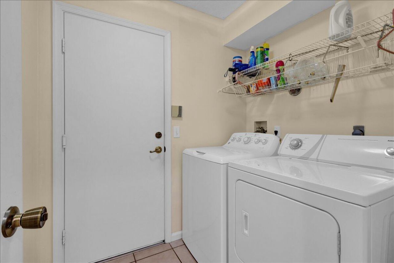 7119 SE Twin Oaks Circle, Stuart, FL 34997 Photo