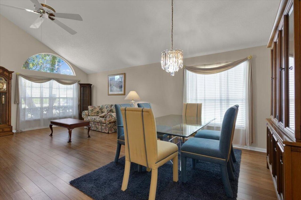 7119 SE Twin Oaks Circle, Stuart, FL 34997 Photo