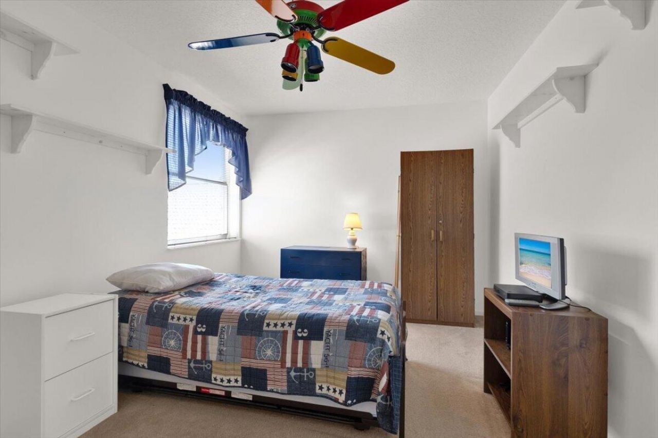 7119 SE Twin Oaks Circle, Stuart, FL 34997 Photo