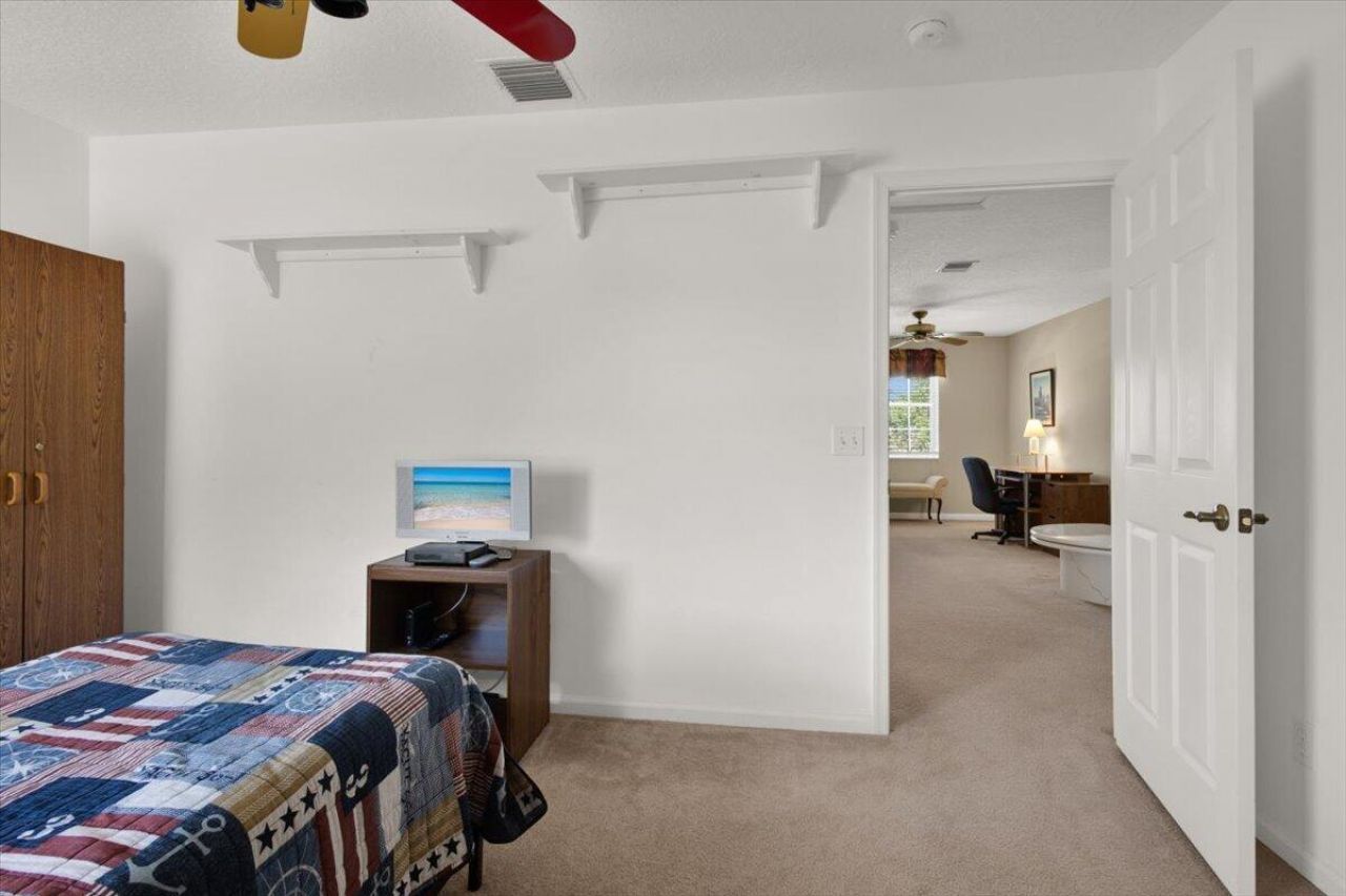 7119 SE Twin Oaks Circle, Stuart, FL 34997 Photo