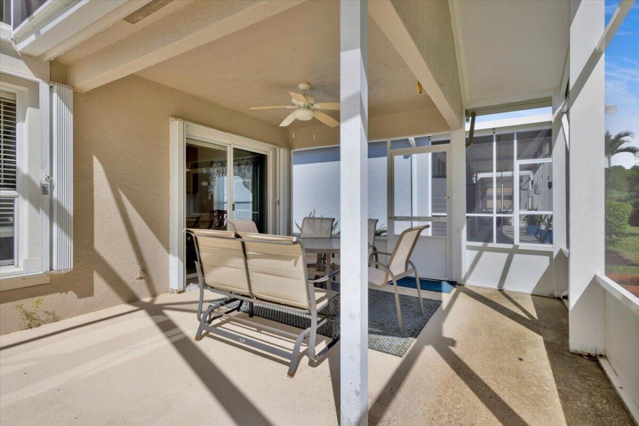 7119 SE Twin Oaks Circle, Stuart, FL 34997 Photo