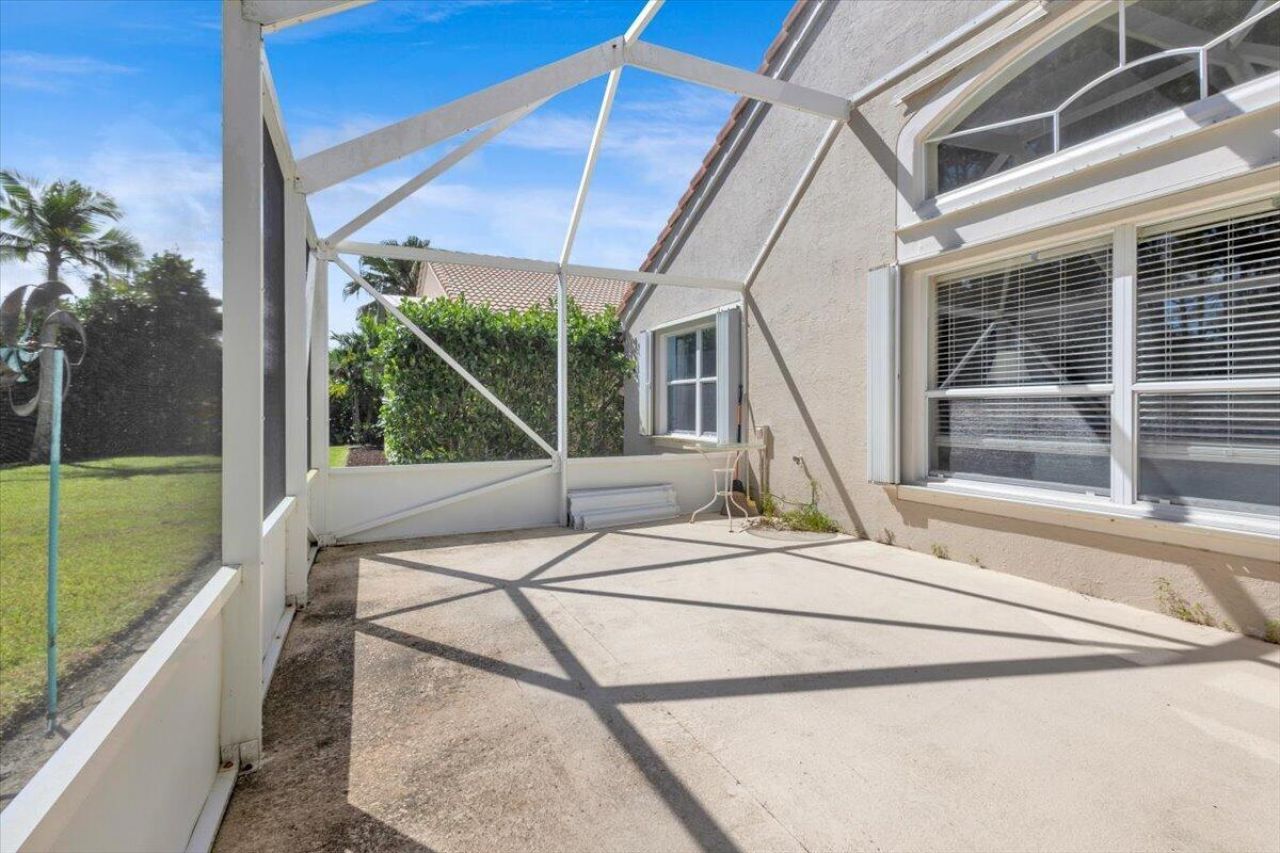 7119 SE Twin Oaks Circle, Stuart, FL 34997 Photo