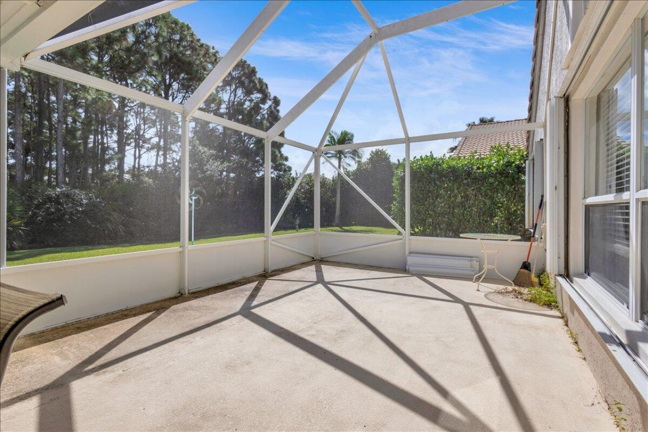 7119 SE Twin Oaks Circle, Stuart, FL 34997 Photo