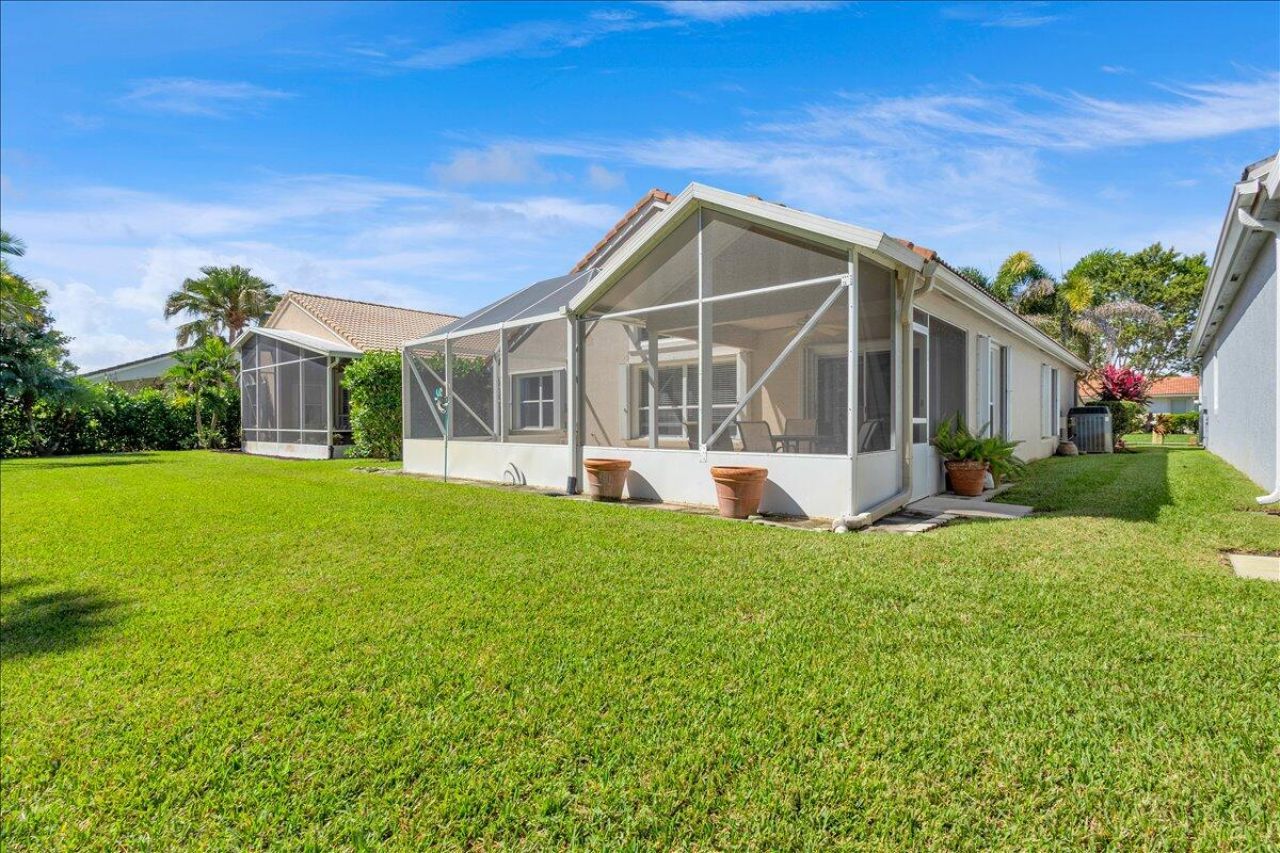 7119 SE Twin Oaks Circle, Stuart, FL 34997 Photo