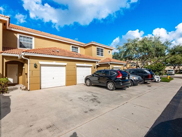 204 SW 120TH Avenue, Unit 204, Pembroke Pines, FL 33025