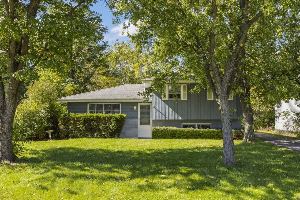 6118 Stonewall Avenue, Downers Grove, IL 60516 Main Photo
