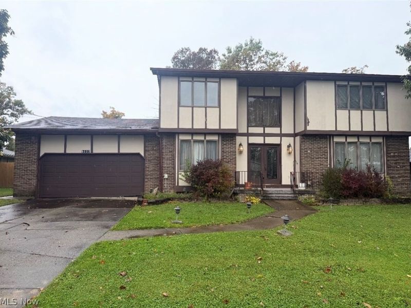 5627 London Drive, Austintown, OH 44515 Photo 2