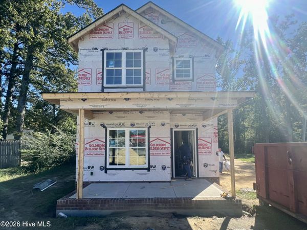 404 S Gardner Avenue , Kenly, NC 27542