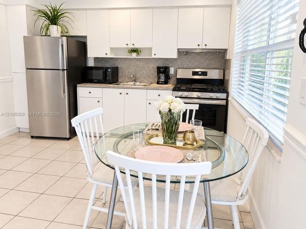 524 Washington Ave , Unit 203, Miami Beach, FL 33139