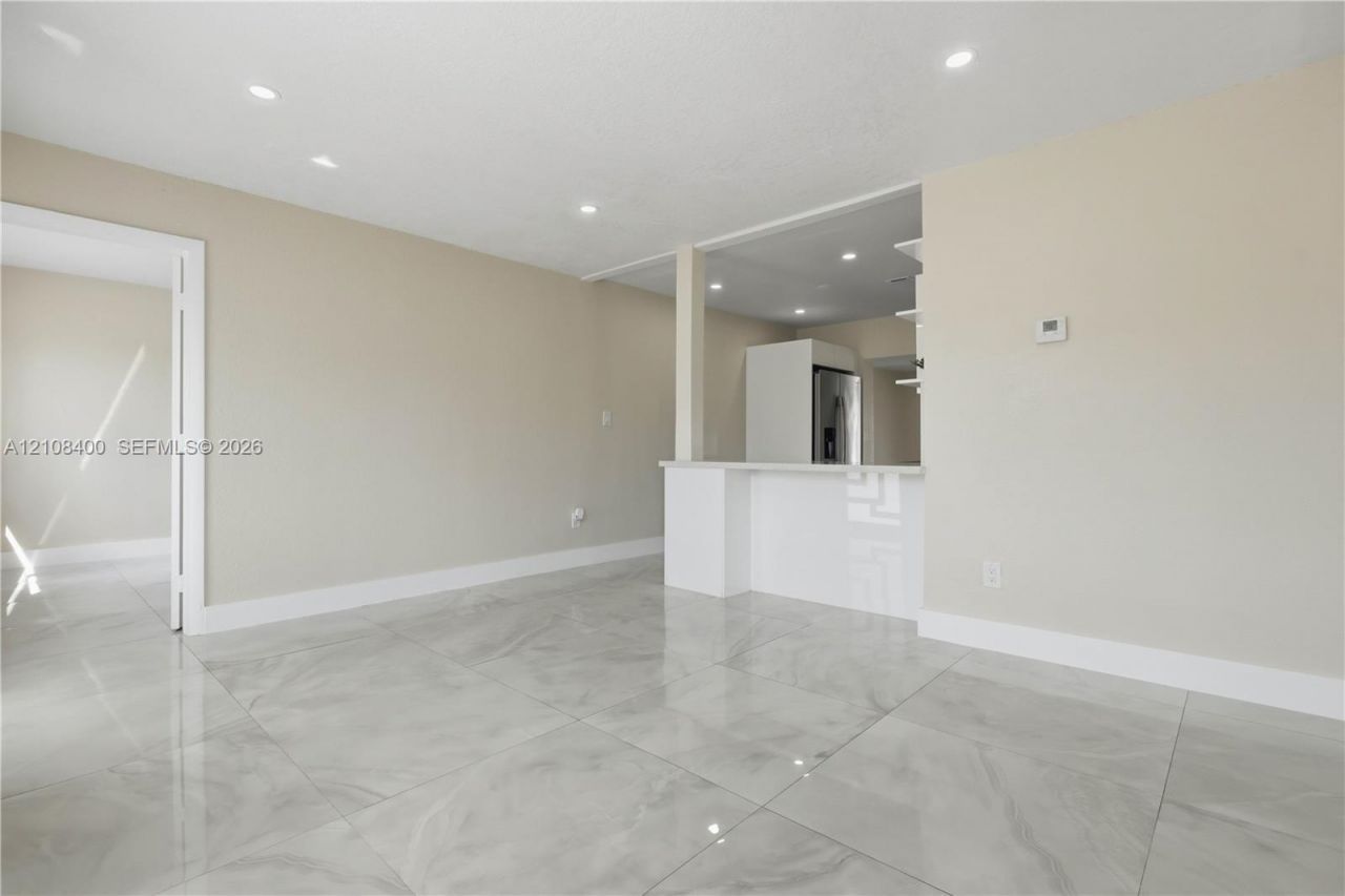 2551 SW 53rd Ave, West Park, FL 33023 Photo