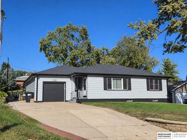 4260 Drexel Street, Omaha, NE 68107