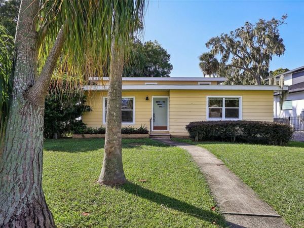 722 LAKE DORA DRIVE , TAVARES, FL 32778