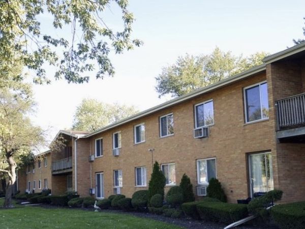 Unit a, Des Plaines, IL 60016