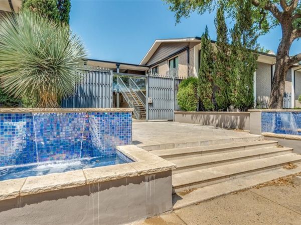 10211 Regal Oaks Drive , Unit 120, Dallas, TX 75230