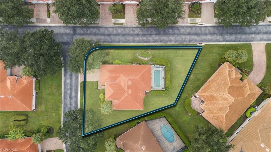 3899 Aurora Ct , Naples, FL 34116 Photo