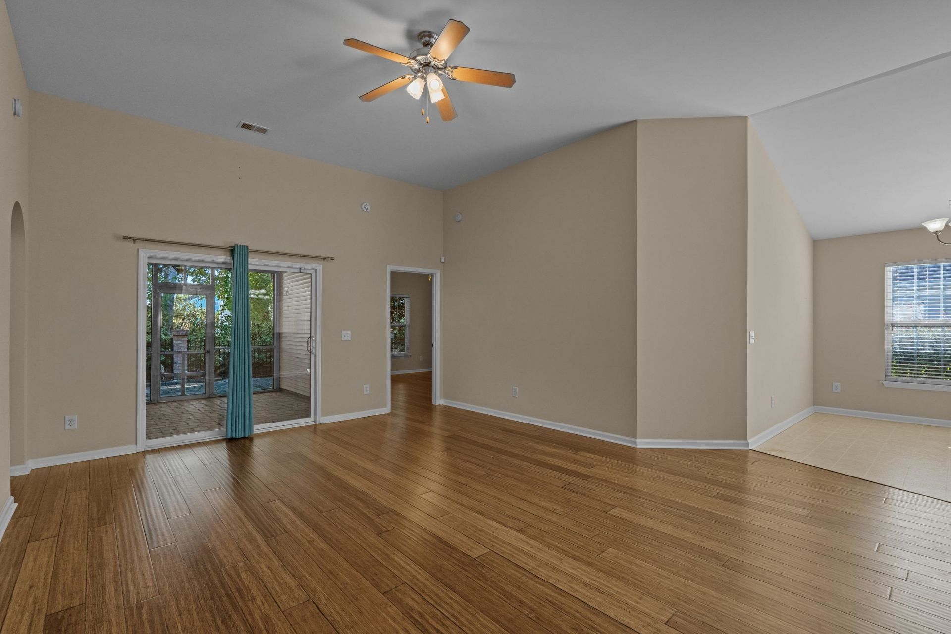 421 Kessinger Dr.  Photo 17