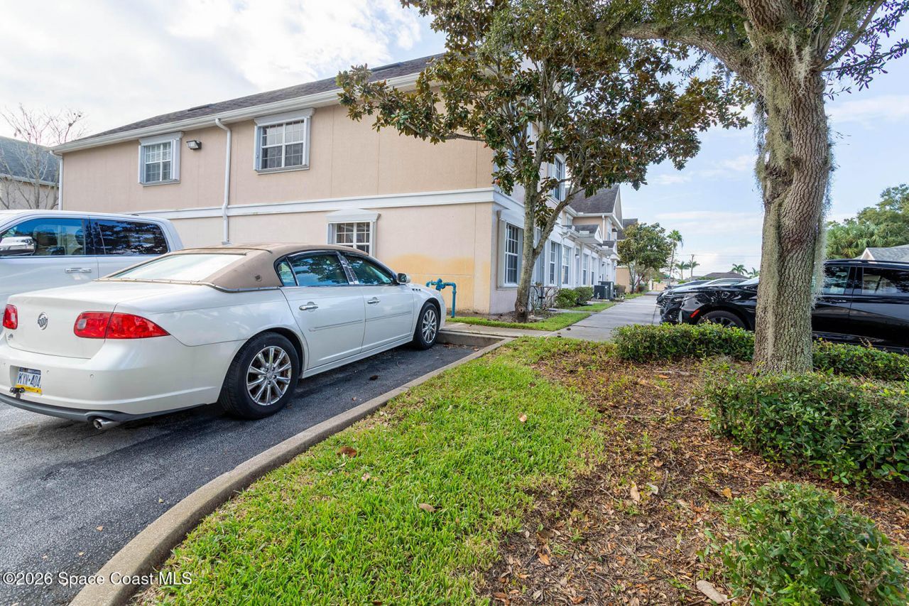 3975 Almeida Court, Unit 101, Melbourne, FL 32901 Photo