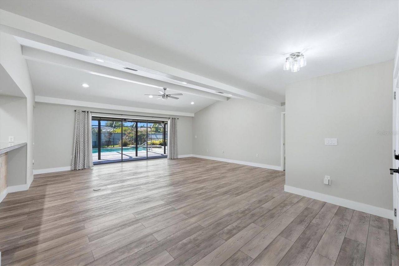 6993 Country Lakes Circle , Sarasota, FL 34243 Photo