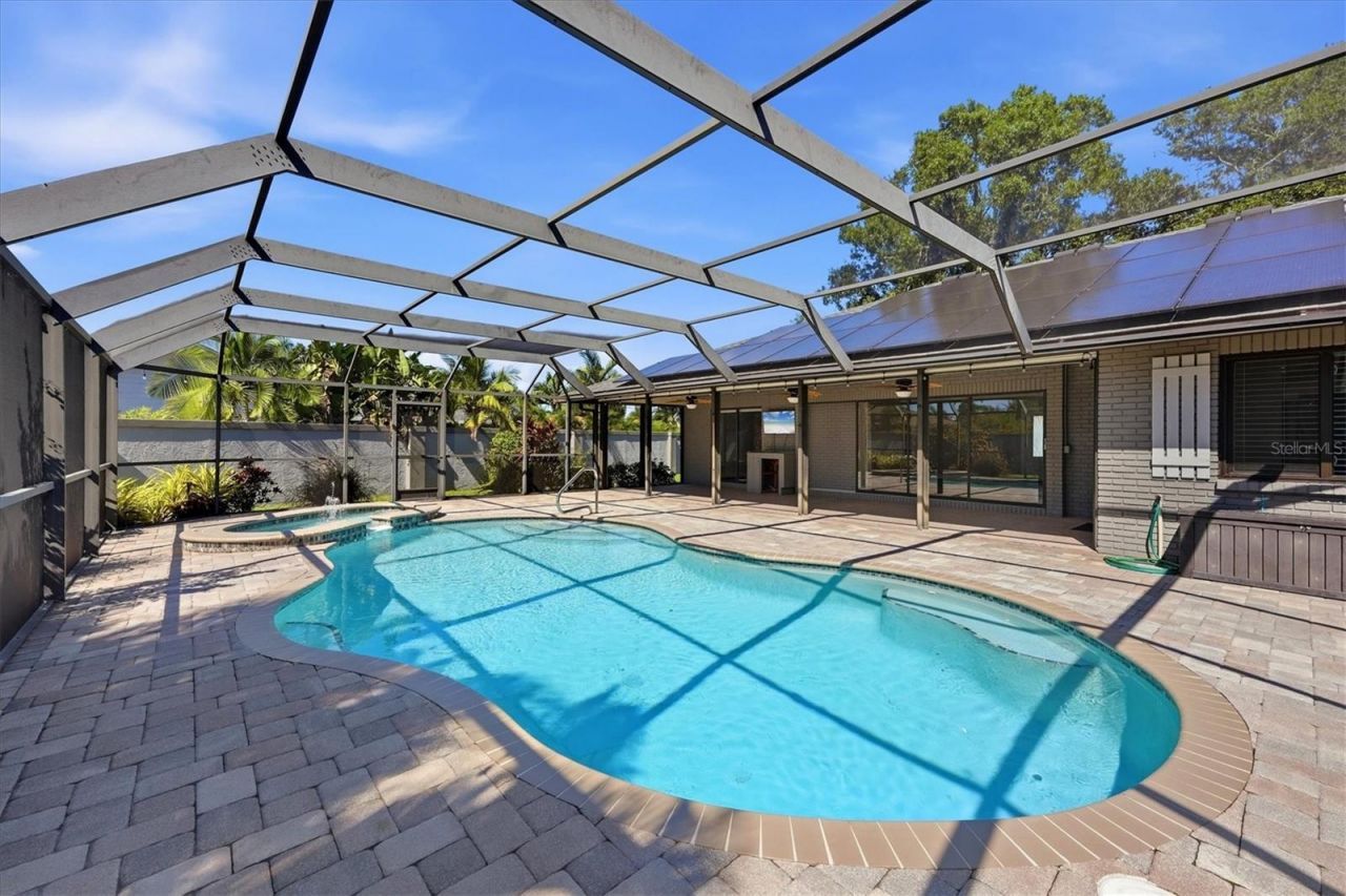 6993 Country Lakes Circle , Sarasota, FL 34243 Photo