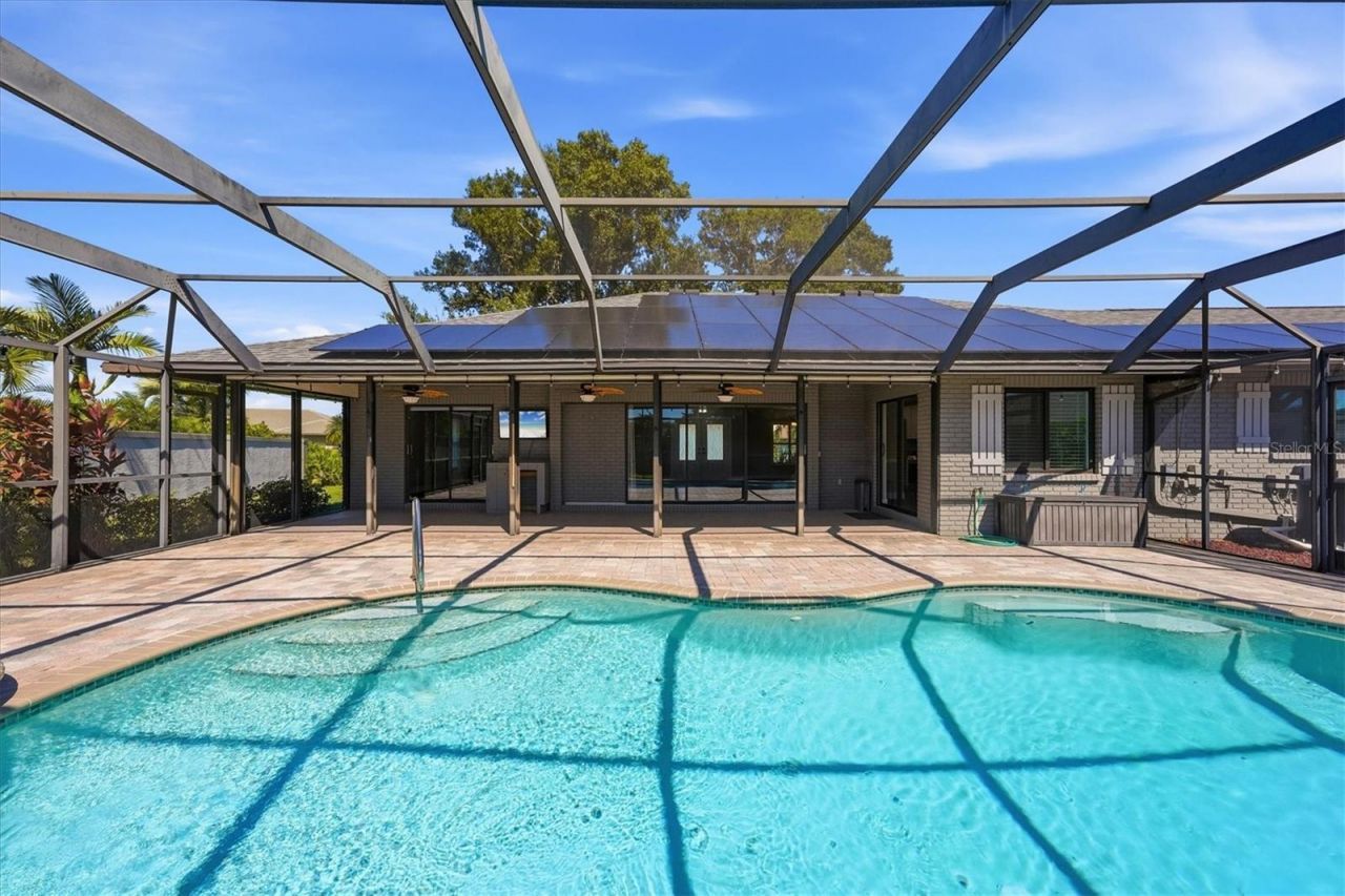 6993 Country Lakes Circle , Sarasota, FL 34243 Photo