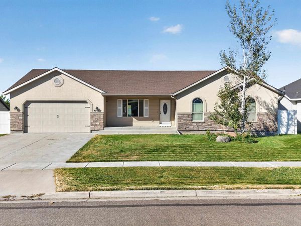 4865 Sabrina, Chubbuck, ID 83202