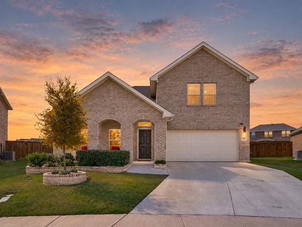 722 Lauren Grove Lane, Forney, TX 75126
